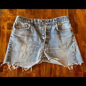 Vintage Levi’s 501 cutoff shorts